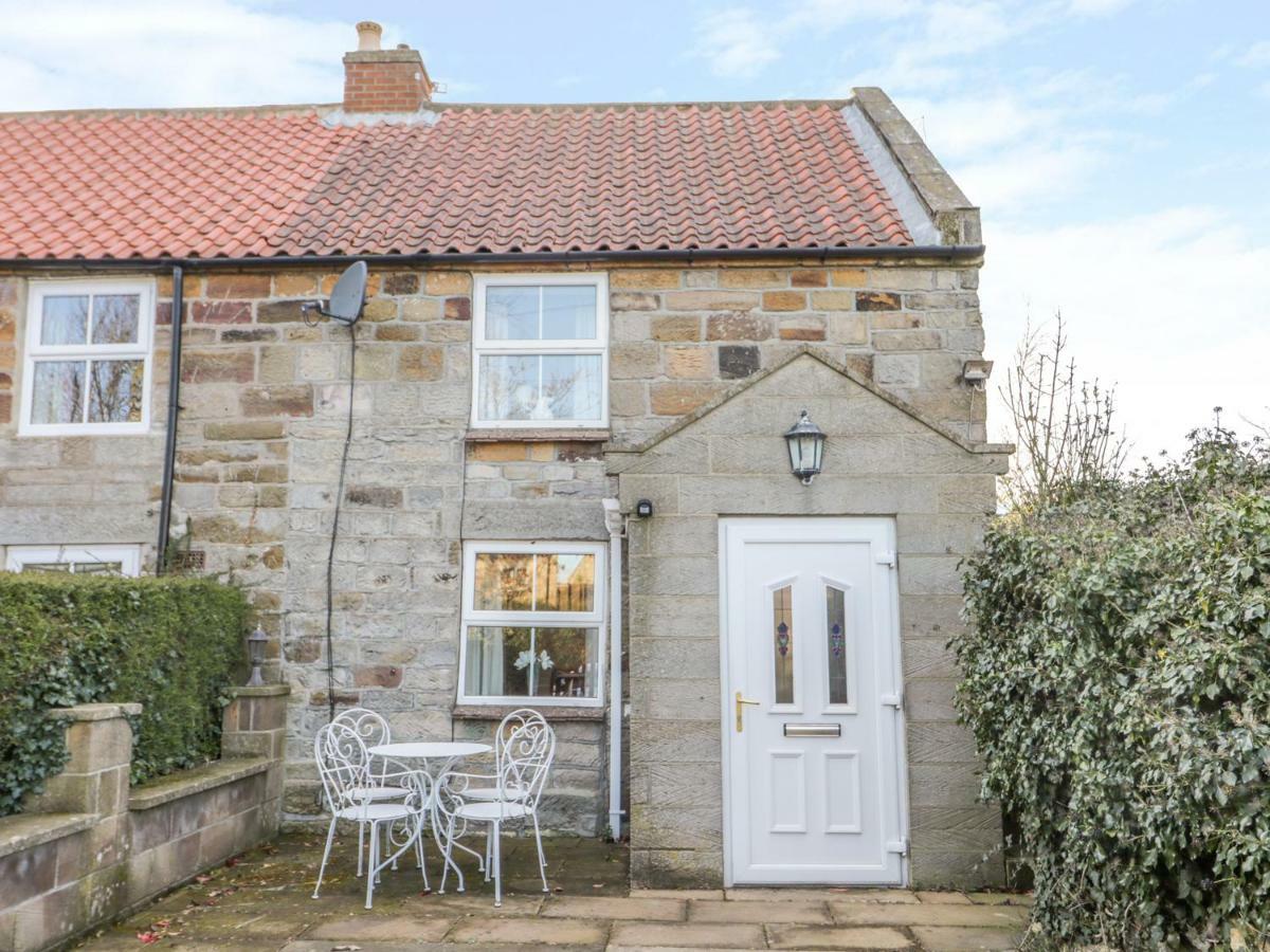 Dove Cottage 휫비 외부 사진